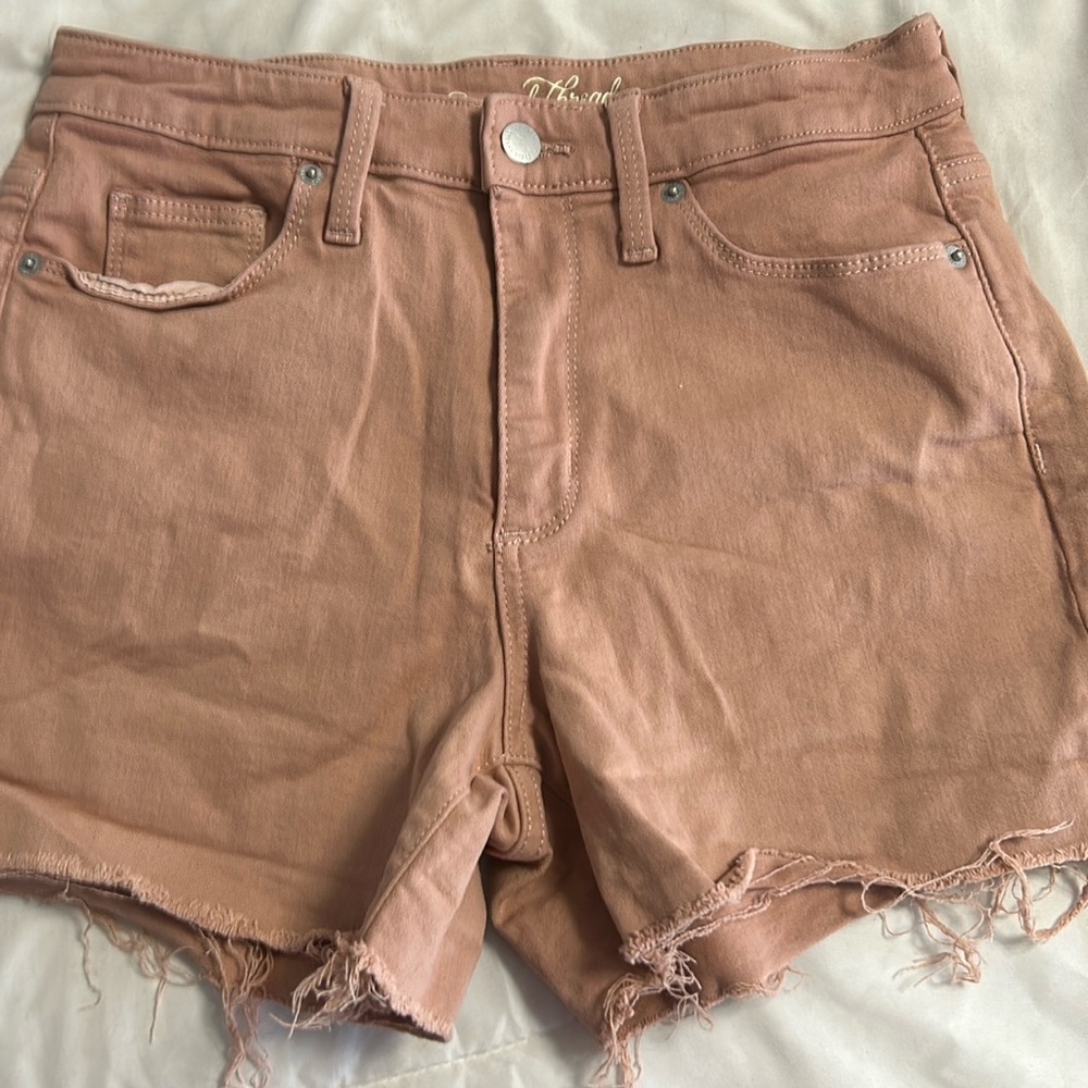 •Universal Thread• high rise shorts